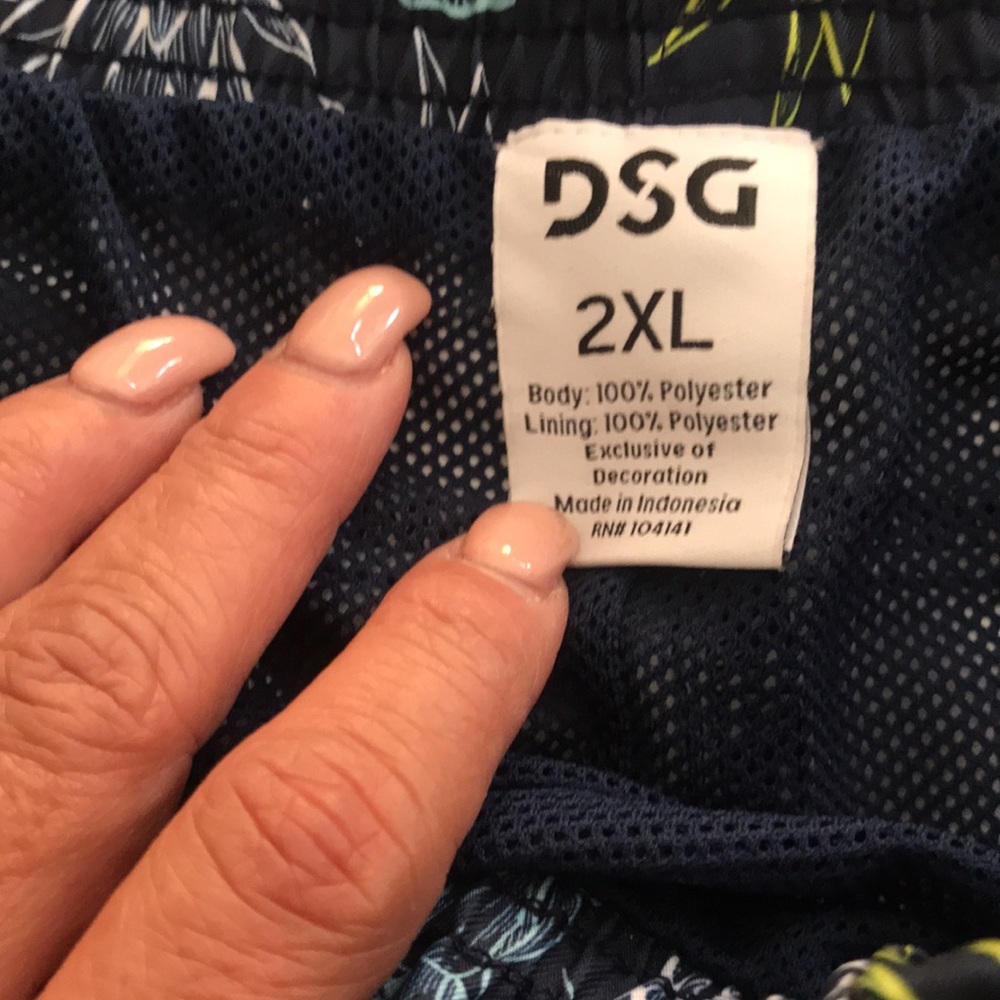 DSG men’s lifestyle short university navy pineapple NWT size 2XL - Picture 2 of 8